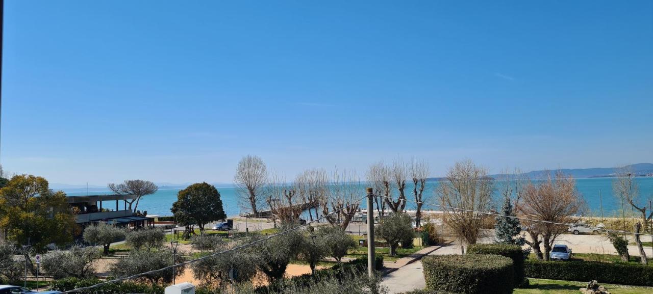 Appartamento Lago Trasimeno - Torricella Pg Екстериор снимка